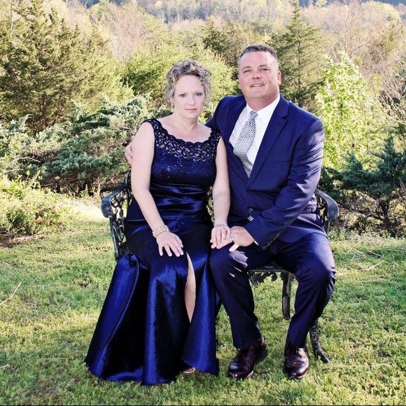 Meet your Posher, Susan - Picture 2 of 3